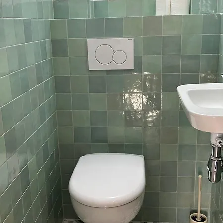 Holiday home Maison Neuve Proche Centre Avec Wifi - Fr-1-418-266